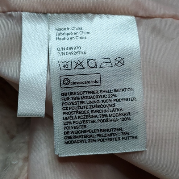 H&M Pale Pink Faux Fur Vest, girls size 4-5 - Picture 4 of 8